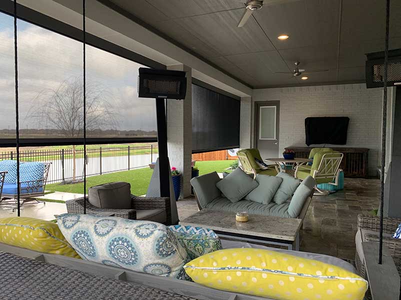 Enjoy Your Outdoor Space with Retractable Screens All Winter Long