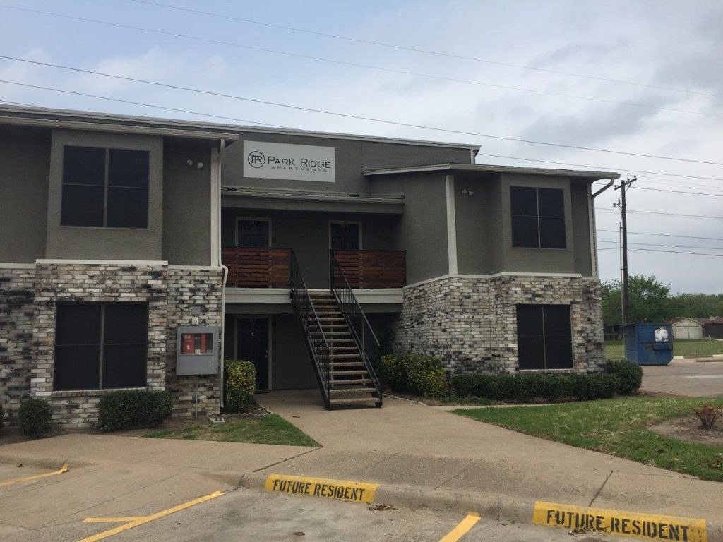 Solar Screen Installation