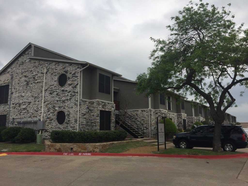 Solar Screen Installation